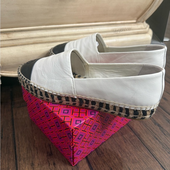 Tory Burch Nappa Leather Espadrille Flats - Ivory/Black - Size 10.5 - Picture 5 of 14